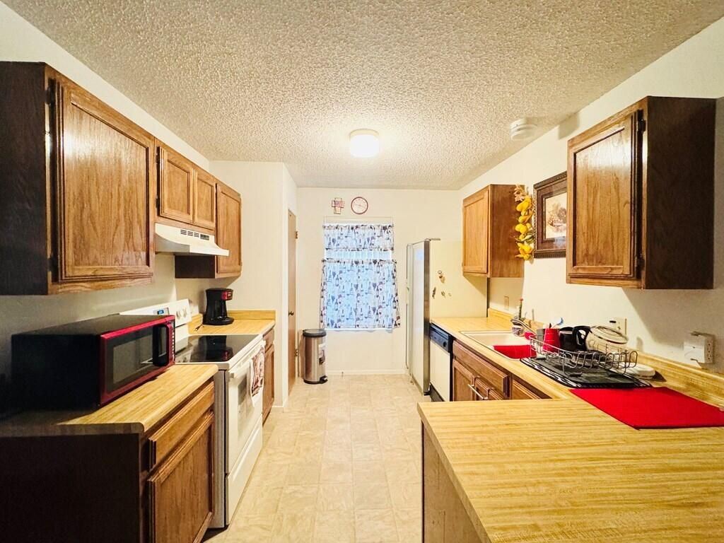 Image 11 of property listing at 1126 Cyndi Lane, San Angelo, TX 76903