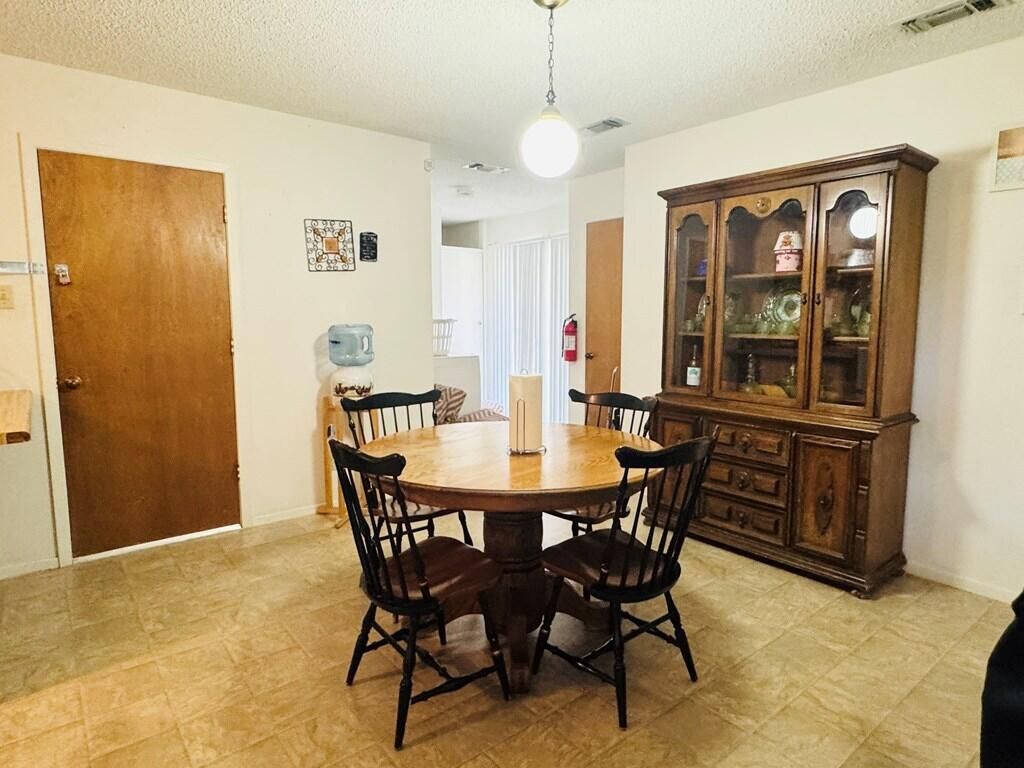 Image 3 of property listing at 1126 Cyndi Lane, San Angelo, TX 76903