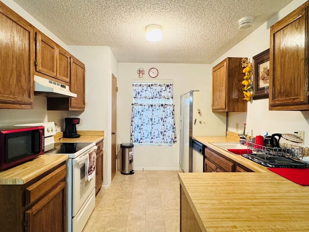 Image 4 of property listing at 1126 Cyndi Lane, San Angelo, TX 76903