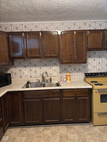 5932 Dabny Court, Indianapolis, IN 46254