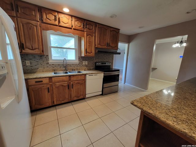 1060 Richmond, Schertz, TX 78154