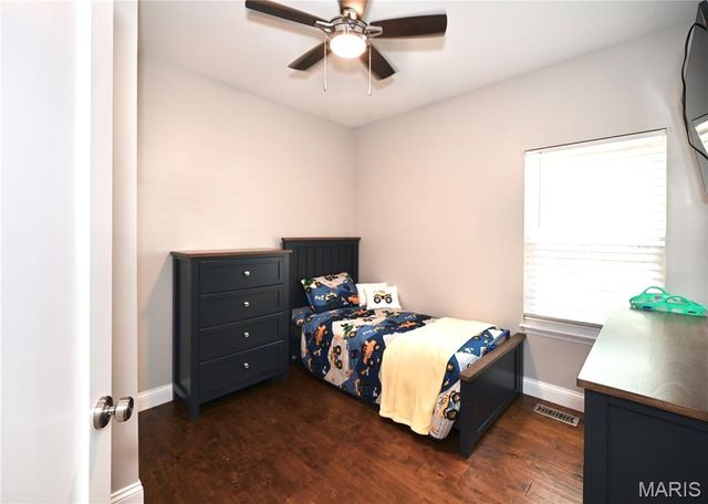 412 Cottage Grove Drive, Wentzville, MO 63385