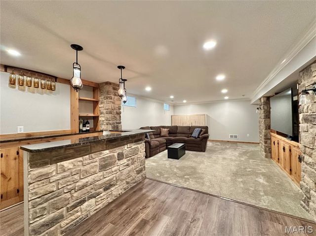 412 Cottage Grove Drive, Wentzville, MO 63385