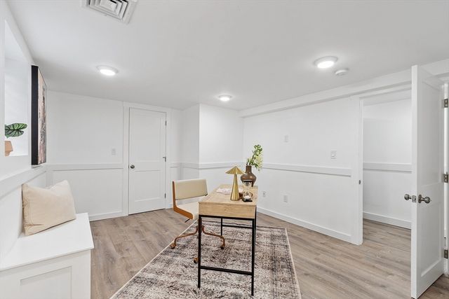 19 Conwell St 1, Somerville, MA 02143