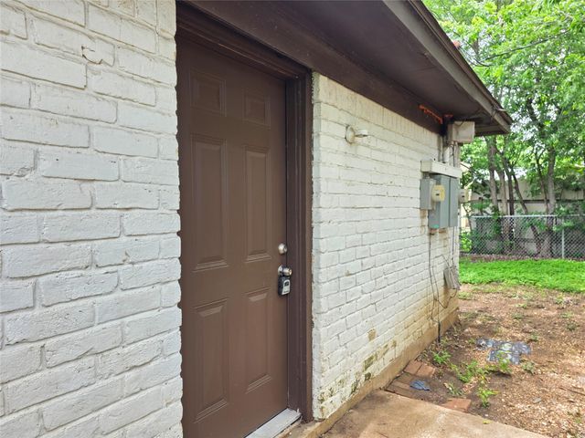 1811 Magnolia DR B, Round Rock, TX 78664