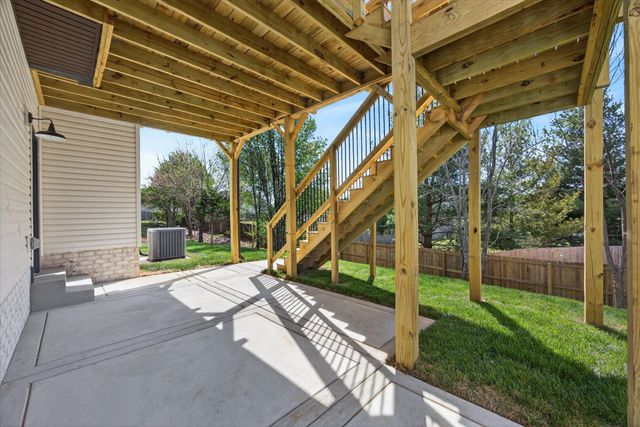 108 Apple Blossom Court, Clarksville, TN 37042