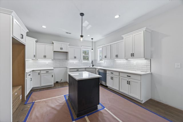 108 Apple Blossom Court, Clarksville, TN 37042