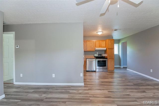 13750 State Route F, Rolla, MO 65401