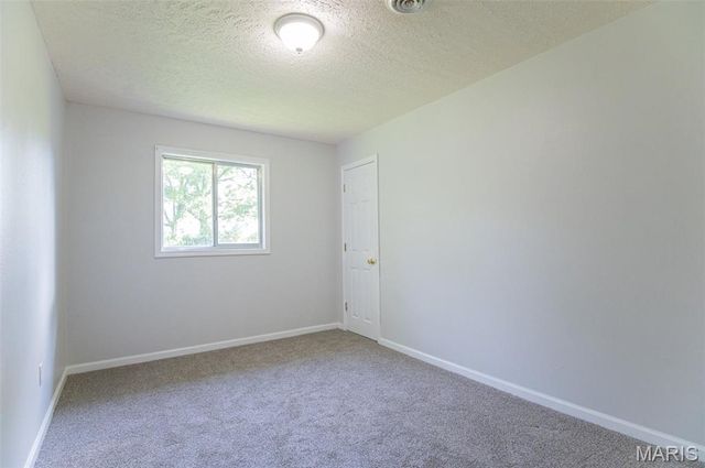 13750 State Route F, Rolla, MO 65401