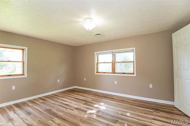 13750 State Route F, Rolla, MO 65401