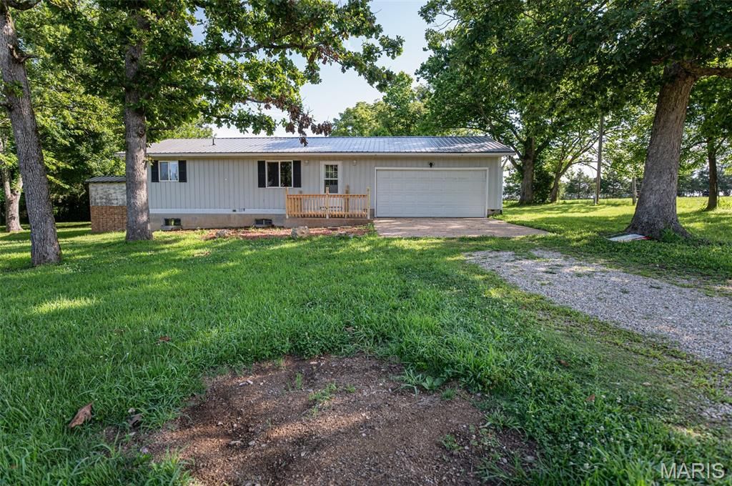 13750 State Route F, Rolla, MO 65401