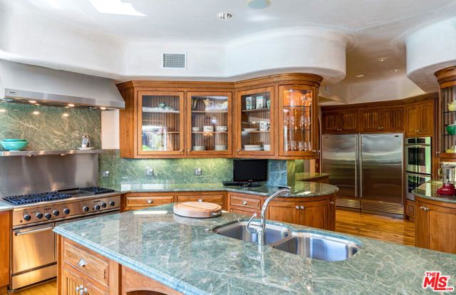 6405 Bonsall Drive, Malibu, CA 90265