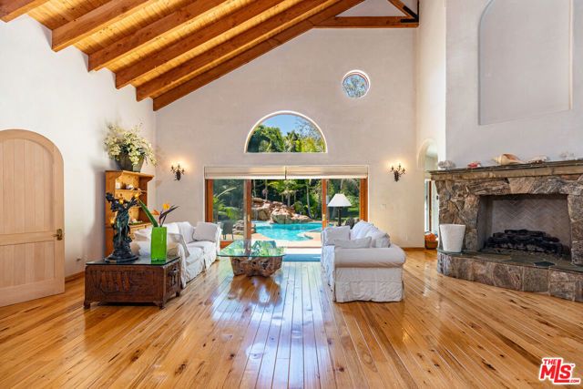 6405 Bonsall Drive, Malibu, CA 90265