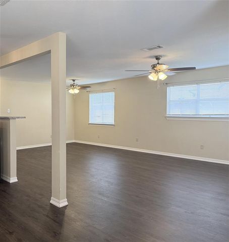 207 N Goodman Road, Lake Charles, LA 70615