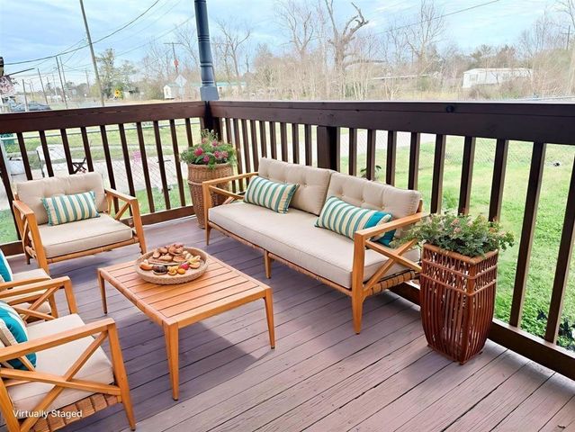 207 N Goodman Road, Lake Charles, LA 70615