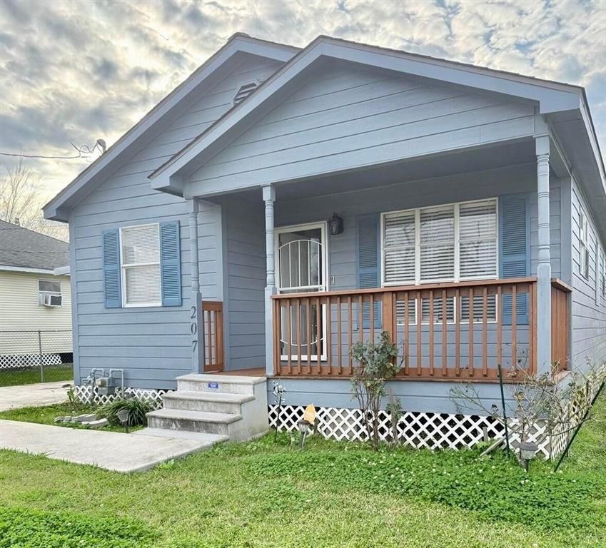 207 N Goodman Road, Lake Charles, LA 70615