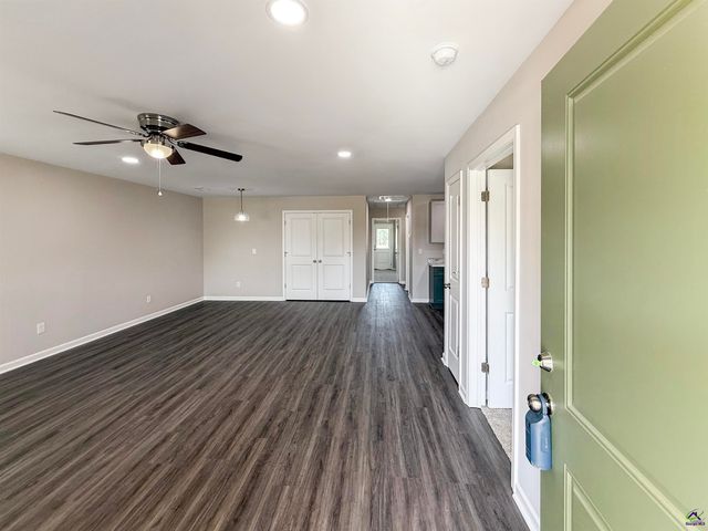 305 Airman Boulevard, Warner Robins, GA 31088