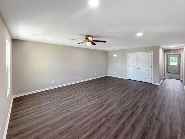 305 Airman Boulevard, Warner Robins, GA 31088