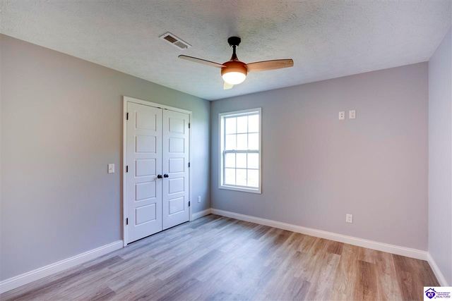 107 WINTERSMITH CT, Elizabethtown, KY 42701
