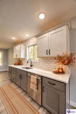 107 WINTERSMITH CT, Elizabethtown, KY 42701