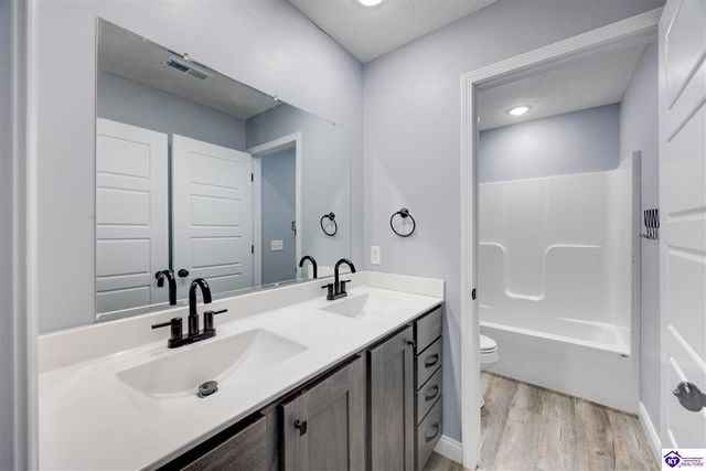107 WINTERSMITH CT, Elizabethtown, KY 42701