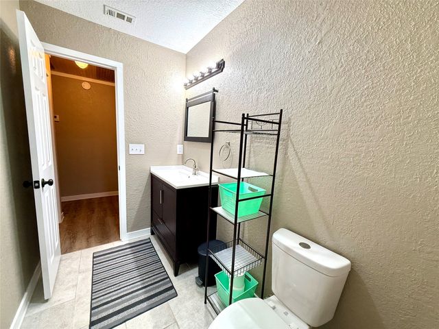 449 Private Road 7709, Emory, TX 75440