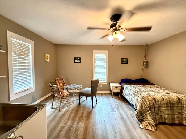 449 Private Road 7709, Emory, TX 75440