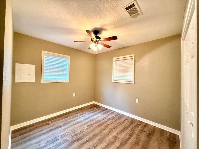449 Private Road 7709, Emory, TX 75440