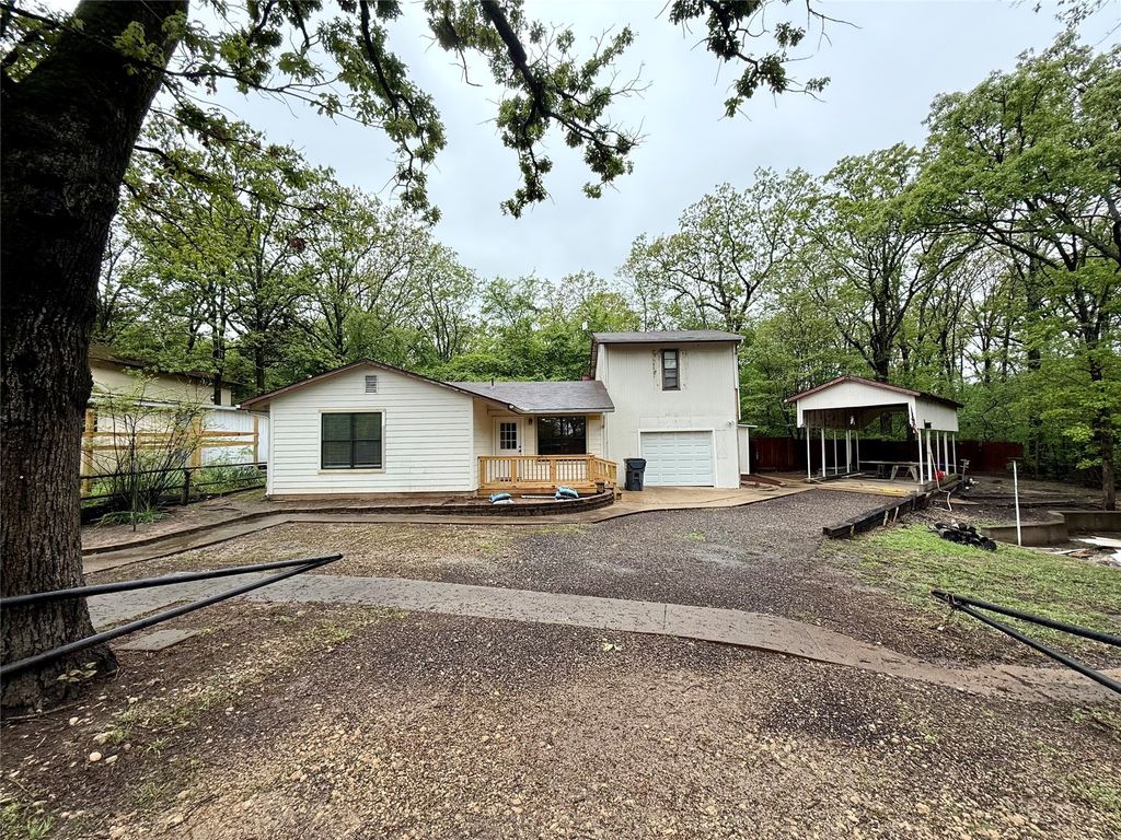 449 Private Road 7709, Emory, TX 75440