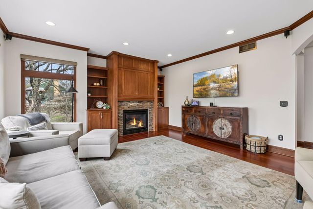 3701 Blackhawk Road, Eagan, MN 55122