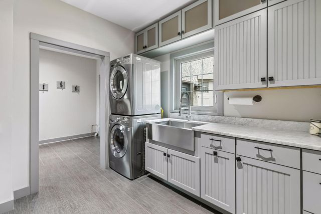 3701 Blackhawk Road, Eagan, MN 55122