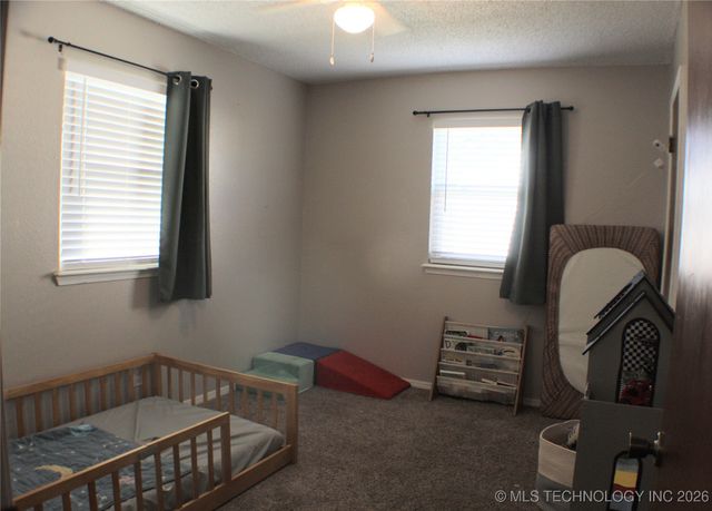 752 S Muskogee Avenue A, Claremore, OK 74017