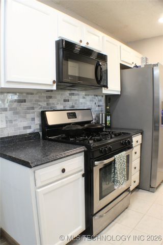 752 S Muskogee Avenue A, Claremore, OK 74017