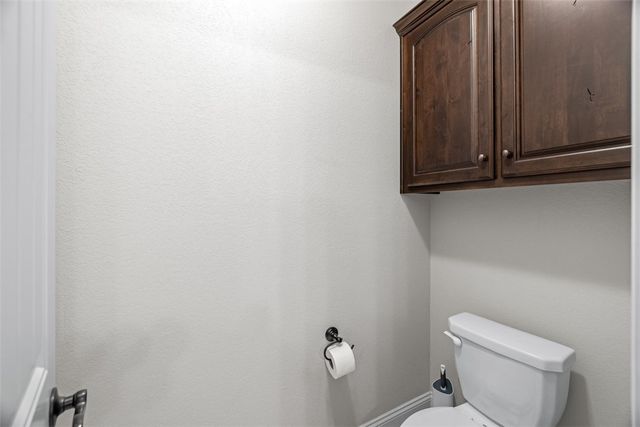 5811 Knotty Pine Road, Bentonville, AR 72713