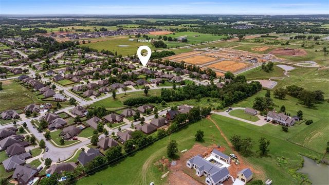 5811 Knotty Pine Road, Bentonville, AR 72713
