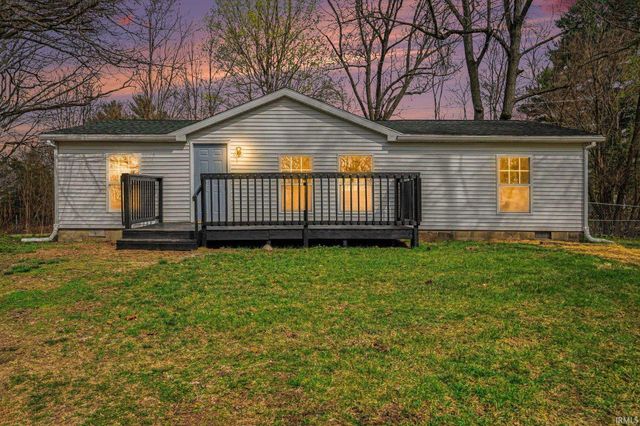 7605 N 915 W, Shipshewana, IN 46565