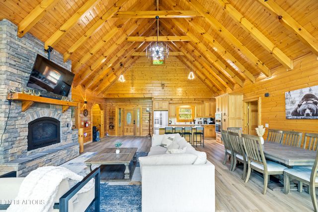 2619 Bear Crossing Way, Sevierville, TN 37862