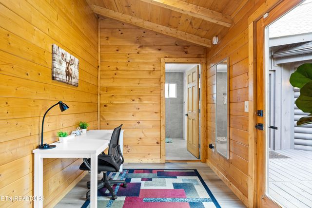 2619 Bear Crossing Way, Sevierville, TN 37862