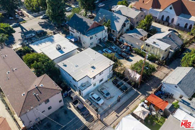 1023 E 28th Street, Los Angeles, CA 90011