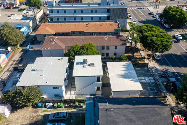 1023 E 28th Street, Los Angeles, CA 90011