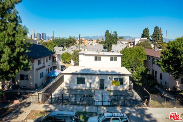1023 E 28th Street, Los Angeles, CA 90011