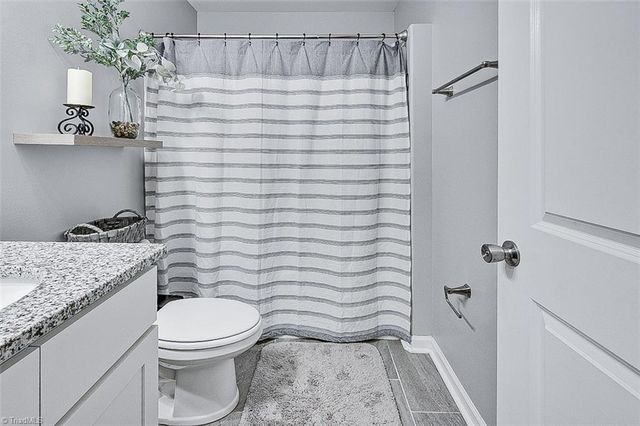 1624 Ashbrook View Lane, Asheboro, NC 27205