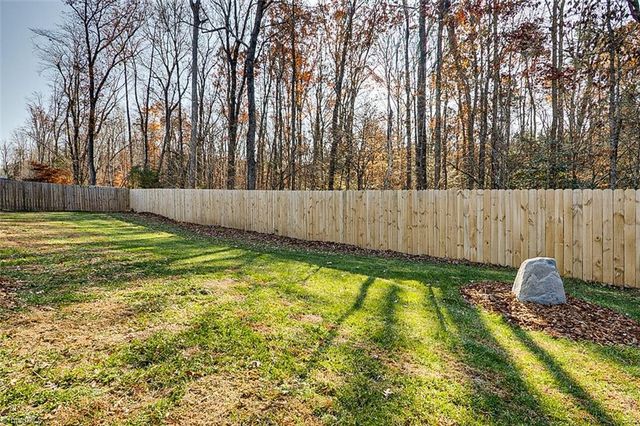 1624 Ashbrook View Lane, Asheboro, NC 27205