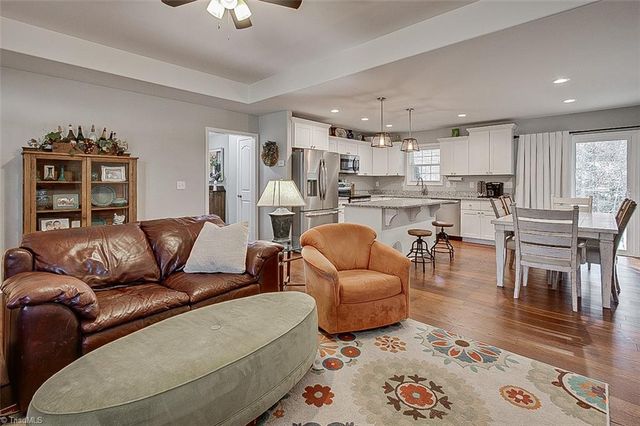 1624 Ashbrook View Lane, Asheboro, NC 27205