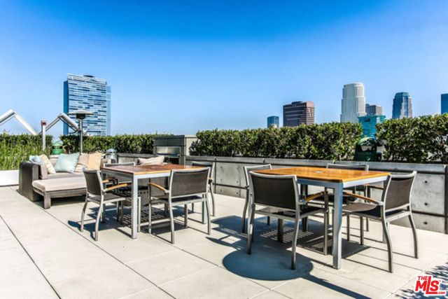 1155 S Grand Avenue 418, Los Angeles, CA 90015