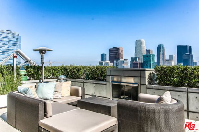 1155 S Grand Avenue 418, Los Angeles, CA 90015