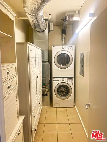 1155 S Grand Avenue 418, Los Angeles, CA 90015