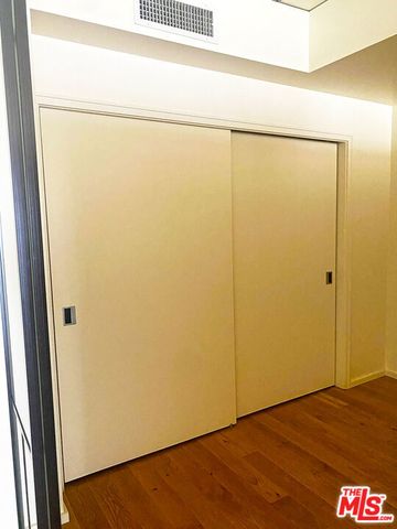 1155 S Grand Avenue 418, Los Angeles, CA 90015