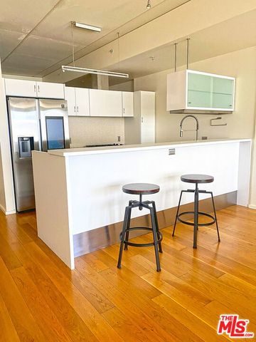 1155 S Grand Avenue 418, Los Angeles, CA 90015