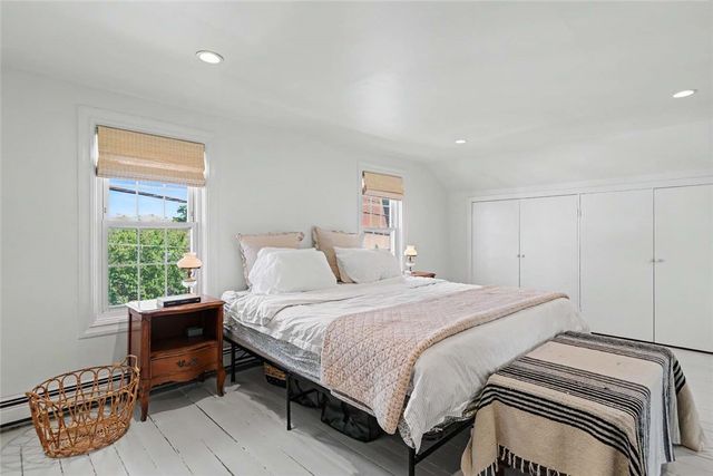 307 Main Street, Warren, RI 02885